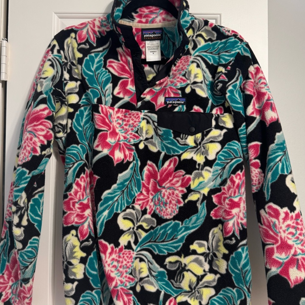 Patagonia Synchilla Floral Snap-T Fleece